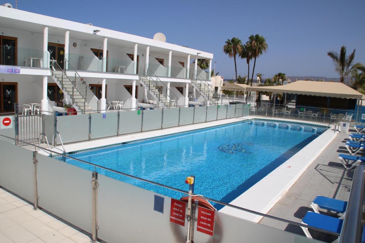 Rt-Apartamentos Sol Y Paz 푸에르토리코 외부 사진